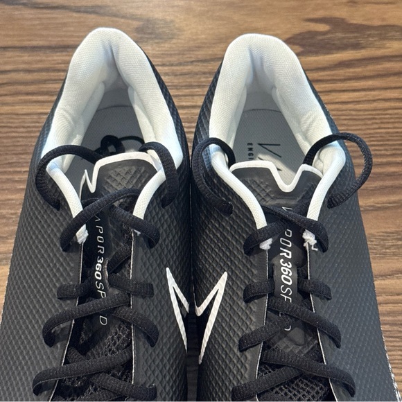 Size 10 WIDE Nike Vapor Edge Speed 360 Black White Football Cleats CV6350-001 main image 4